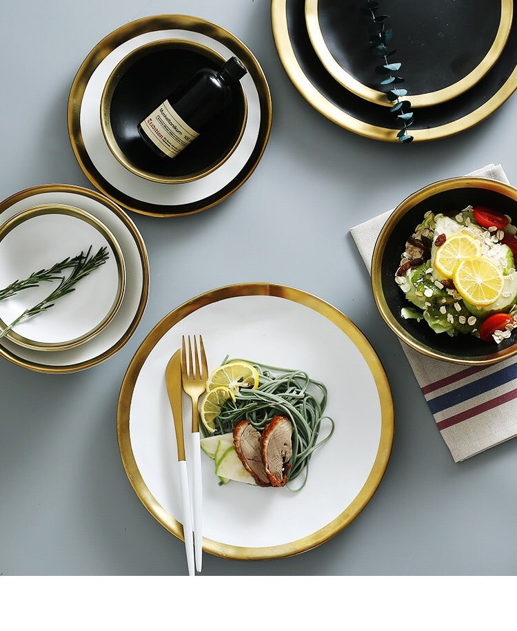 Heritage Gold-Rimmed Dessert Dish